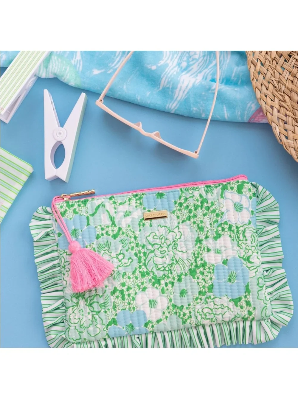New Lilly Pulitzer Green Floral Ruffle Wristlet Pouch, Cosmetic Bag Pink Tassel